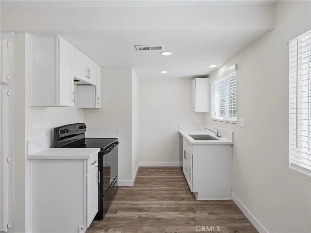 104 Atlantic #B Alhambra, CA 91801