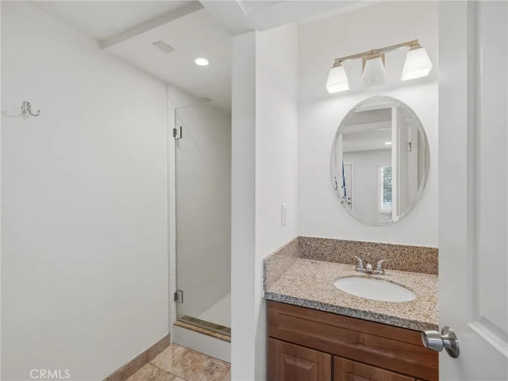 104 Atlantic #B Alhambra, CA 91801