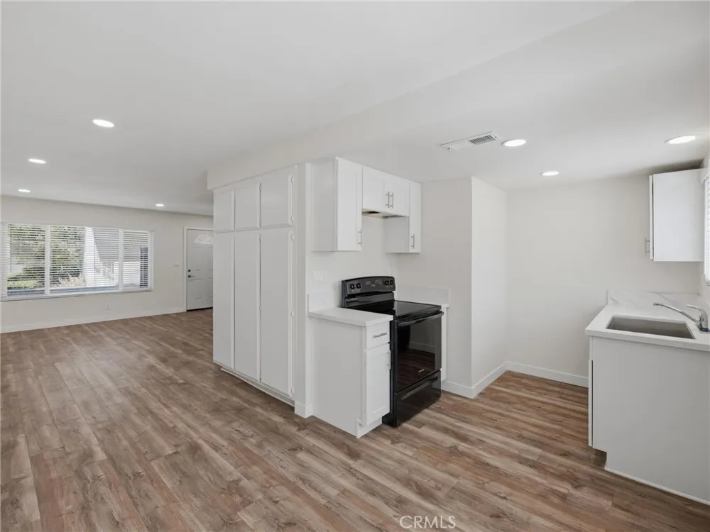 104 Atlantic #B Alhambra, CA 91801