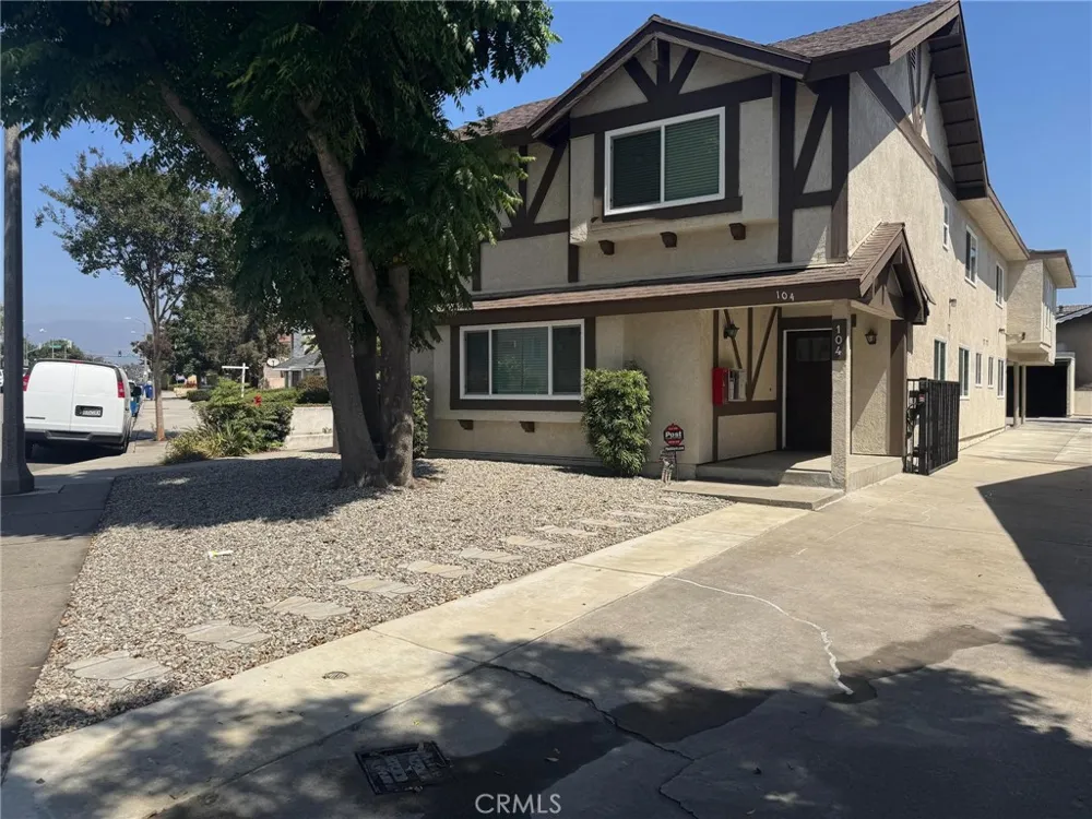104 Atlantic #B Alhambra, CA 91801