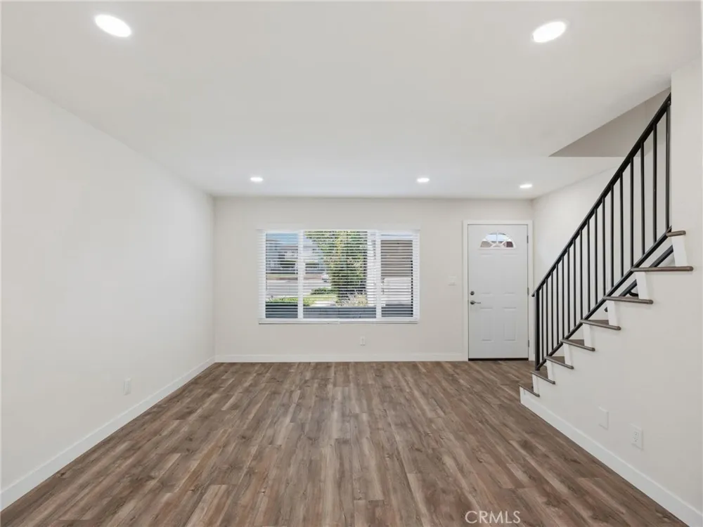 104 Atlantic #B Alhambra, CA 91801