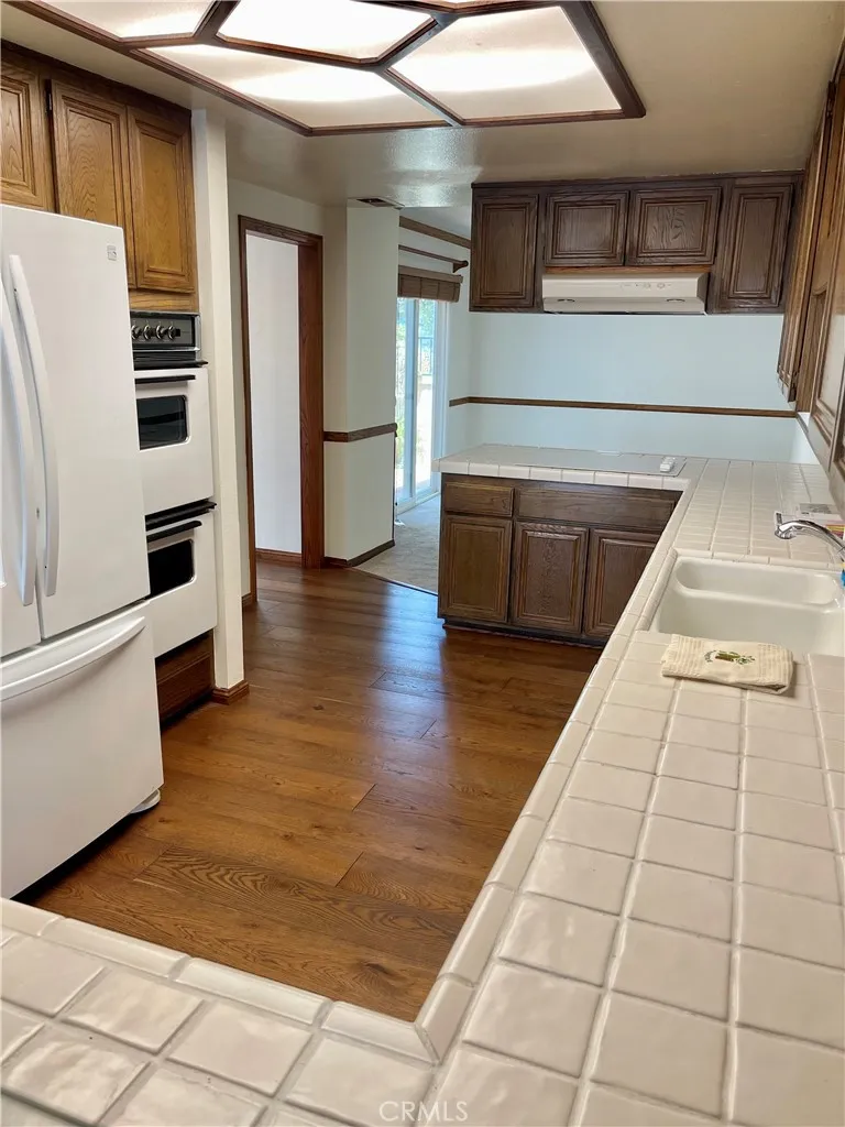 3516 Windspun Huntington Beach, CA 92649
