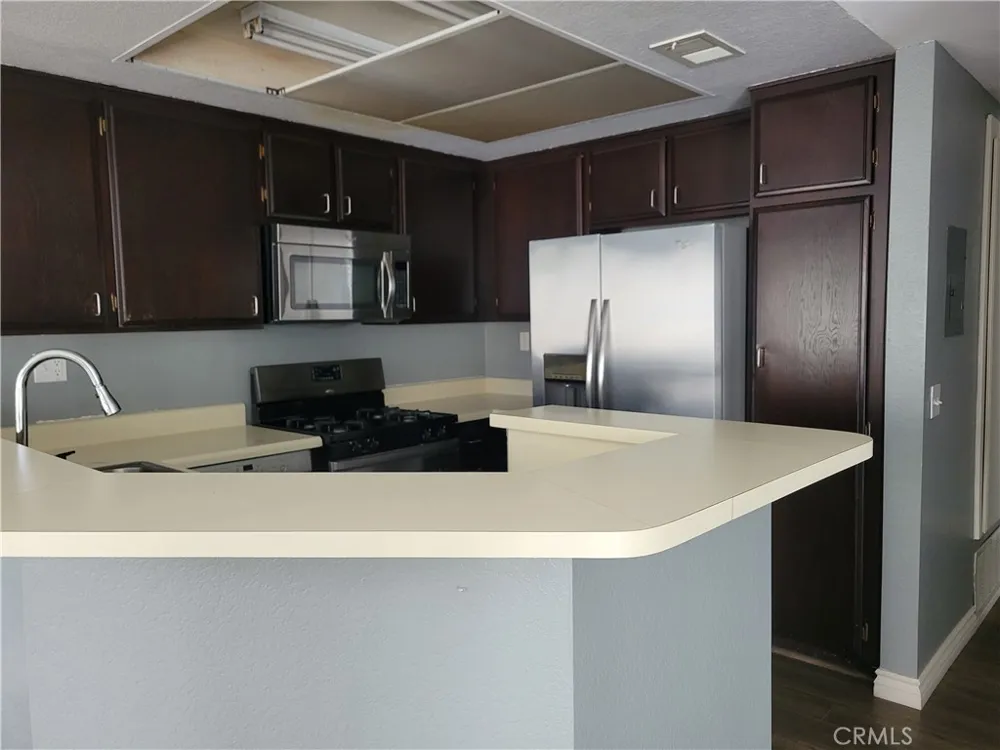 260 Evergreen Court Azusa, CA 91702