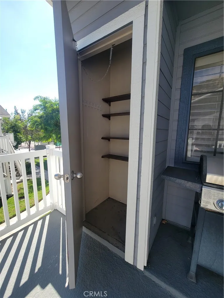 260 Evergreen Court Azusa, CA 91702