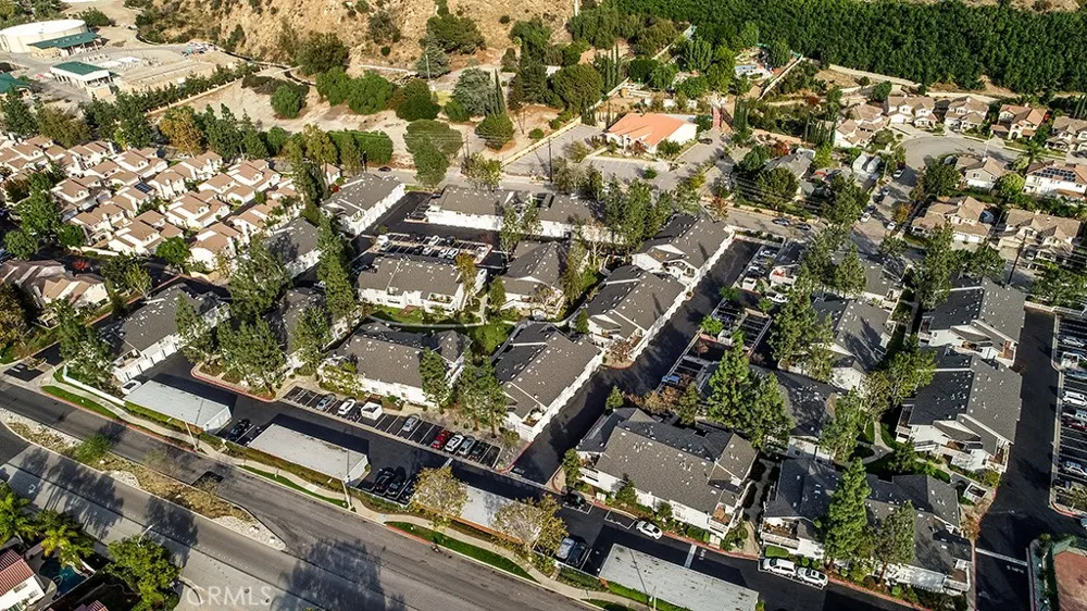 260 Evergreen Court Azusa, CA 91702