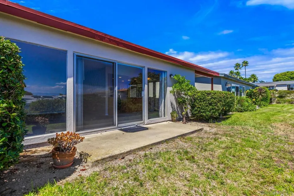 3808 Vista Campana #26 Oceanside, CA 92057