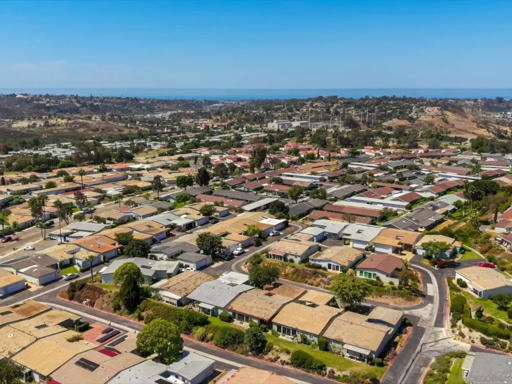 3808 Vista Campana #26 Oceanside, CA 92057