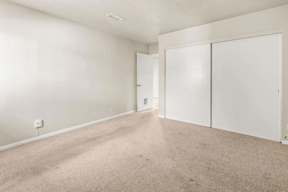 3808 Vista Campana #26 Oceanside, CA 92057