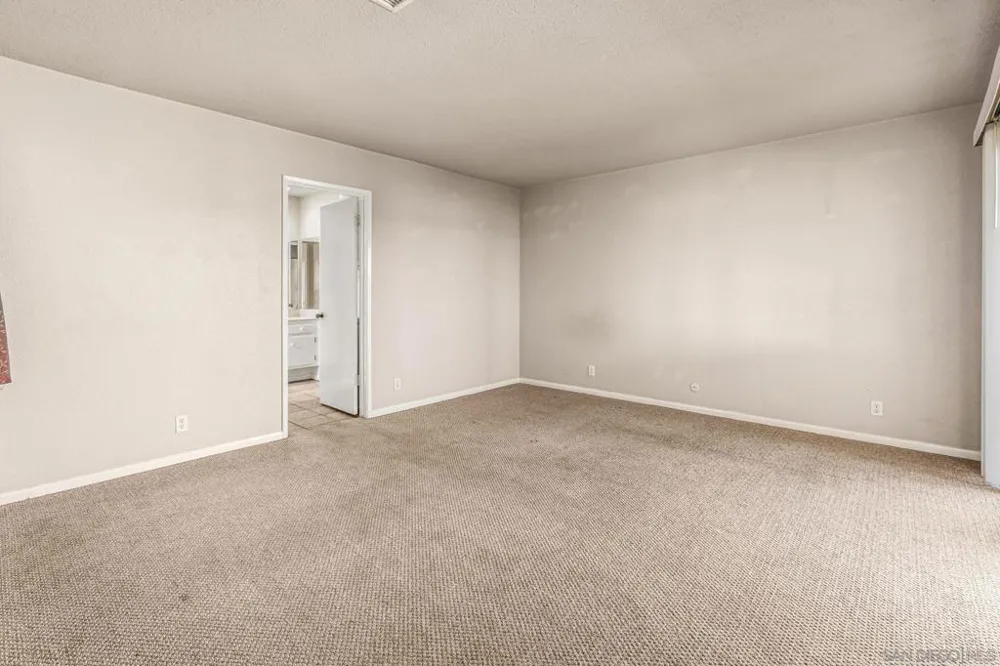 3808 Vista Campana #26 Oceanside, CA 92057