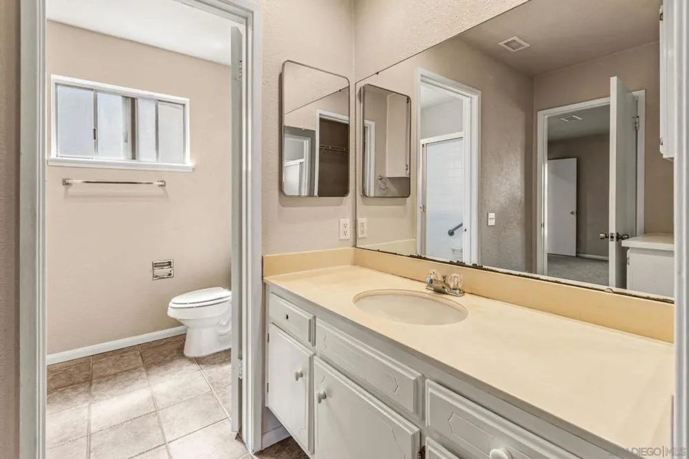 3808 Vista Campana #26 Oceanside, CA 92057