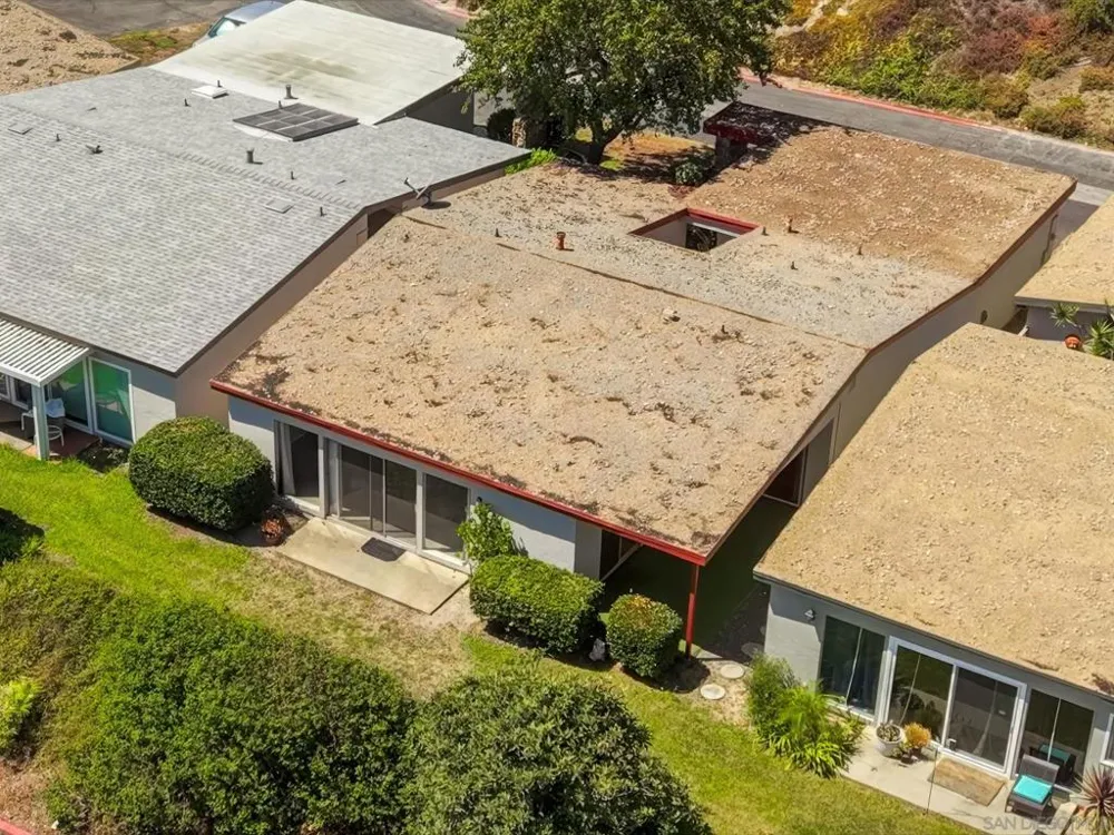 3808 Vista Campana #26 Oceanside, CA 92057