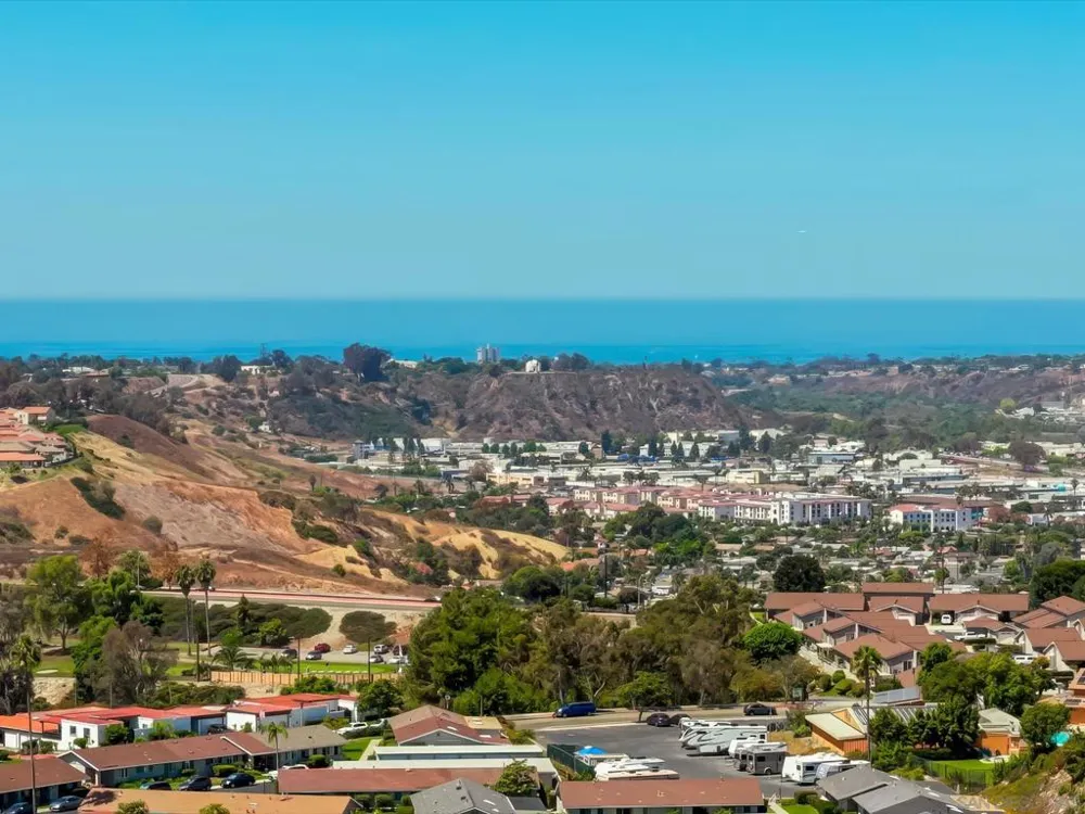 3808 Vista Campana #26 Oceanside, CA 92057