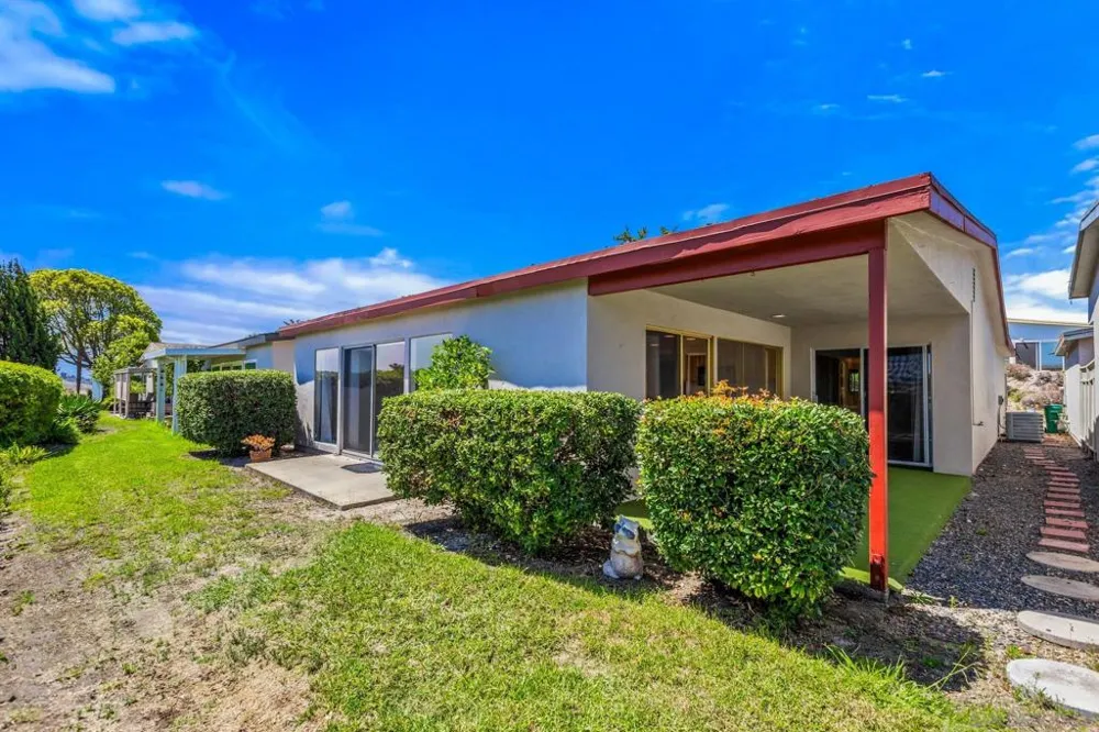 3808 Vista Campana #26 Oceanside, CA 92057