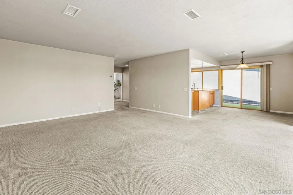 3808 Vista Campana #26 Oceanside, CA 92057