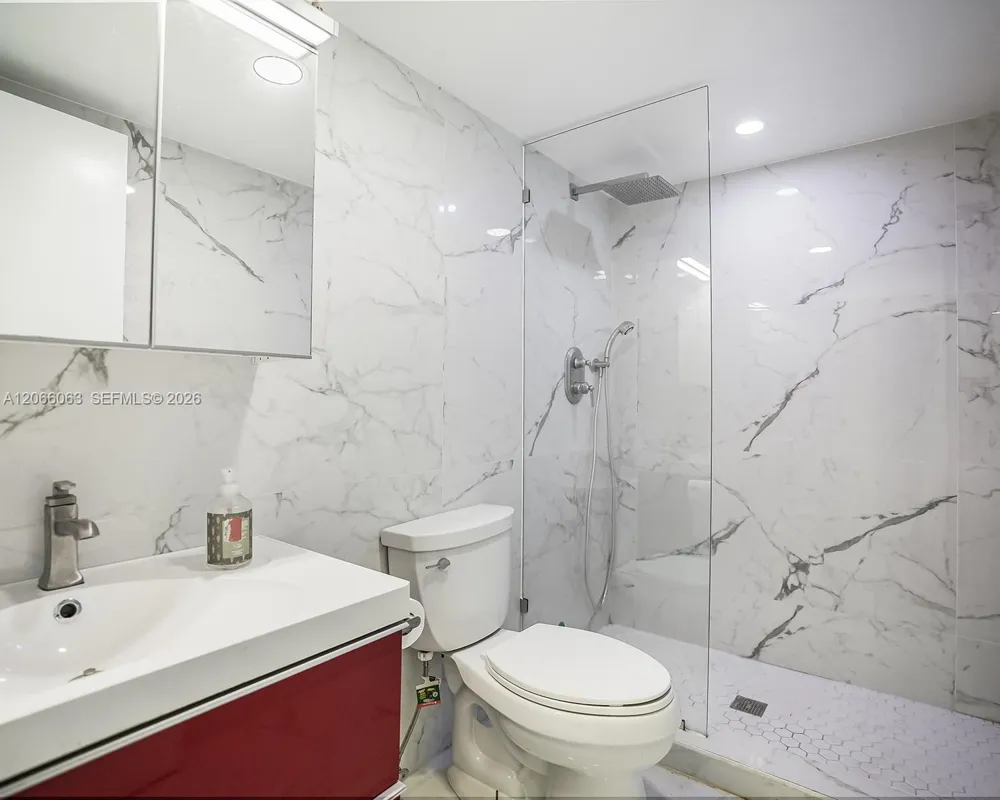 2049 S Ocean Dr #1406 Hallandale Beach, FL 33009