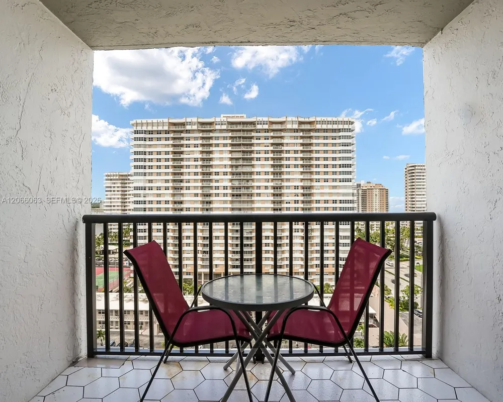 2049 S Ocean Dr #1406 Hallandale Beach, FL 33009