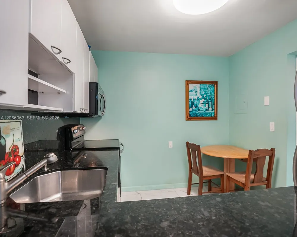 2049 S Ocean Dr #1406 Hallandale Beach, FL 33009
