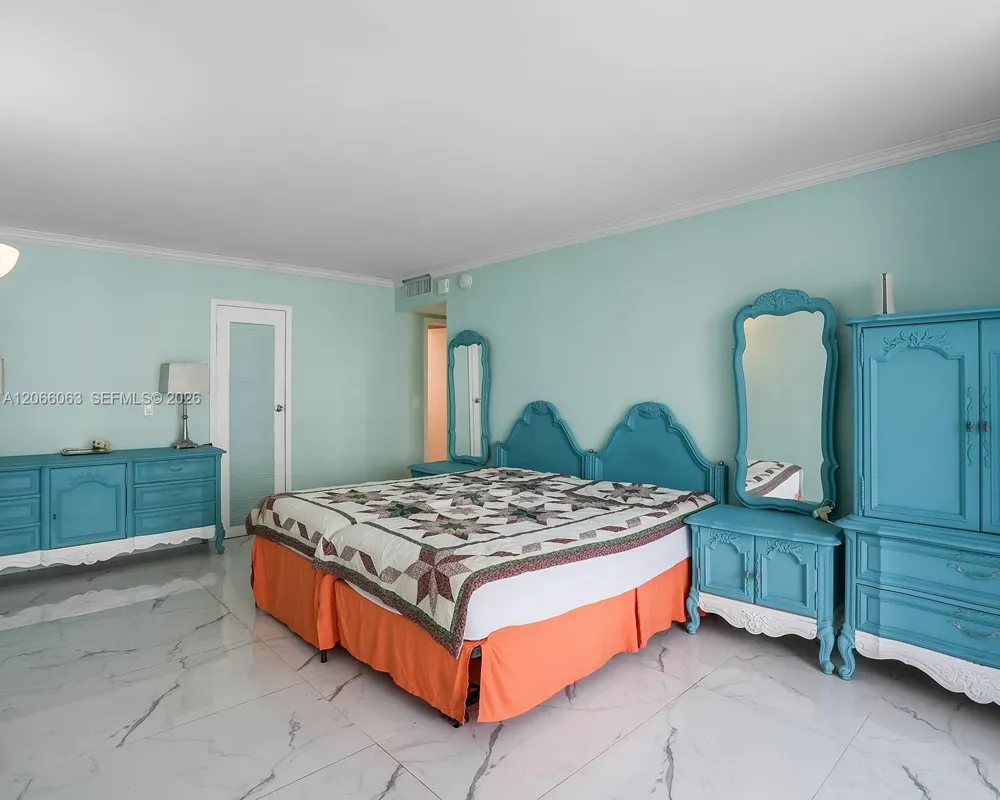 2049 S Ocean Dr #1406 Hallandale Beach, FL 33009