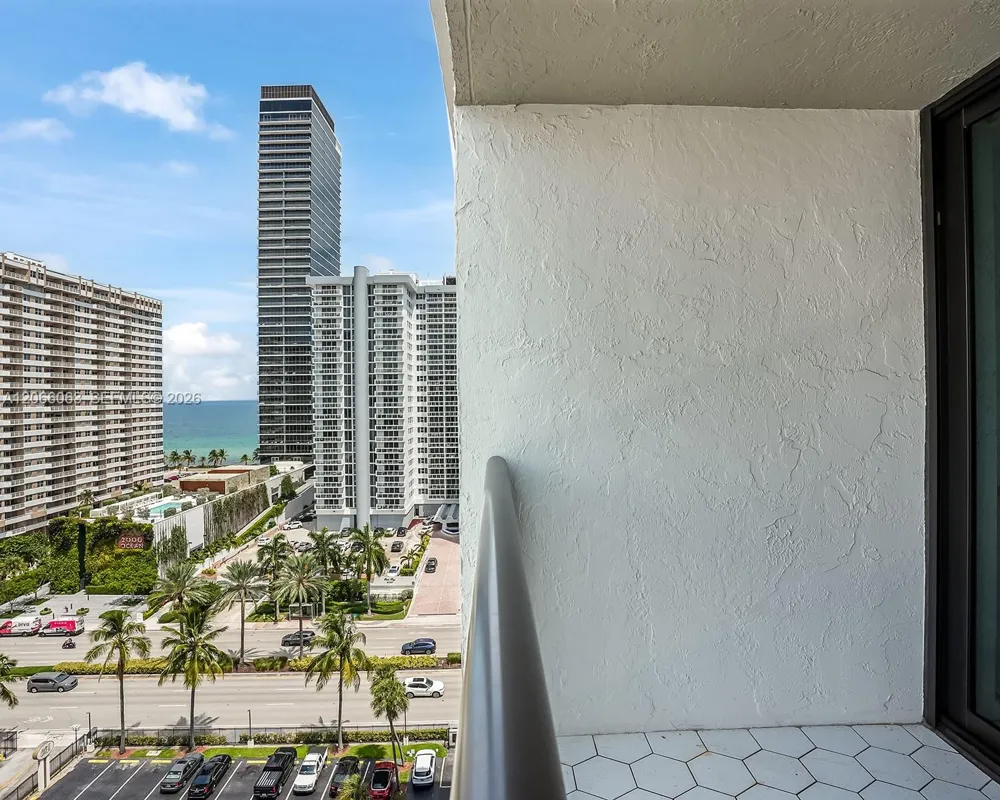 2049 S Ocean Dr #1406 Hallandale Beach, FL 33009