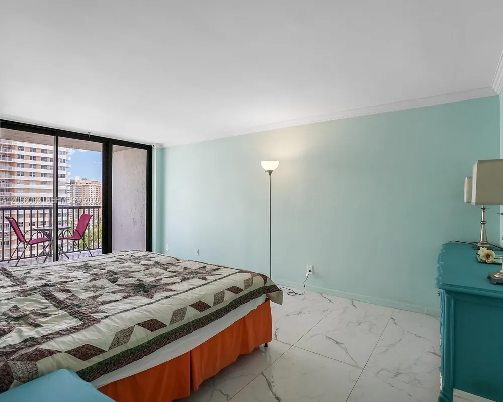 2049 S Ocean Dr #1406 Hallandale Beach, FL 33009