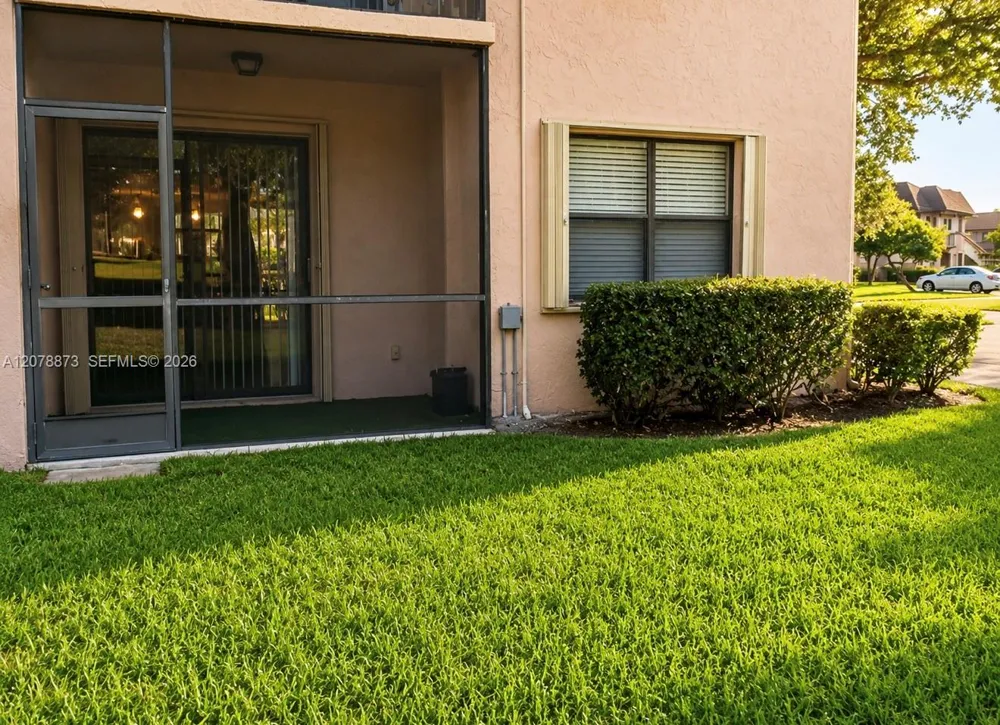 10325 NW 11th St #101 Pembroke Pines, FL 33026