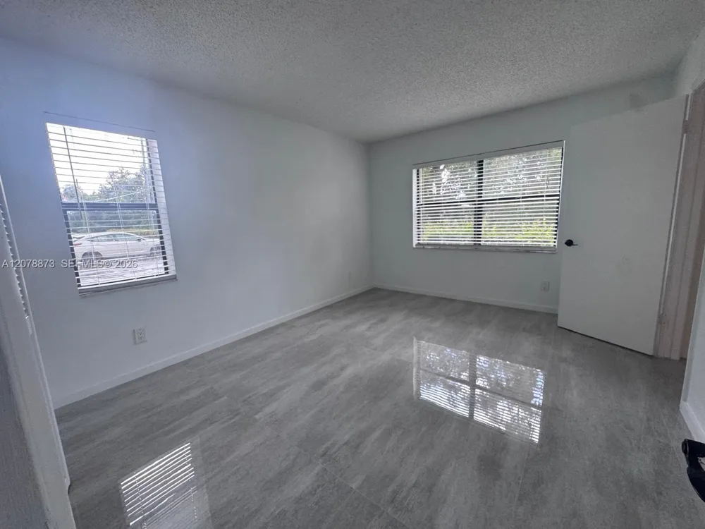 10325 NW 11th St #101 Pembroke Pines, FL 33026