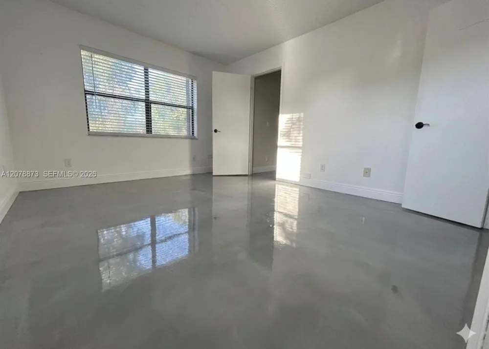 10325 NW 11th St #101 Pembroke Pines, FL 33026