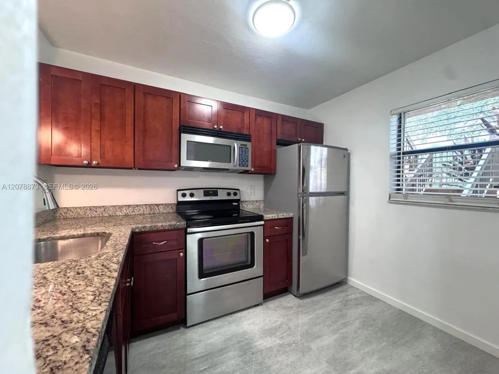 10325 NW 11th St #101 Pembroke Pines, FL 33026