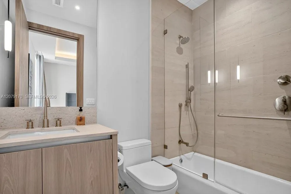 5831 Alton Rd Miami Beach, FL 33140