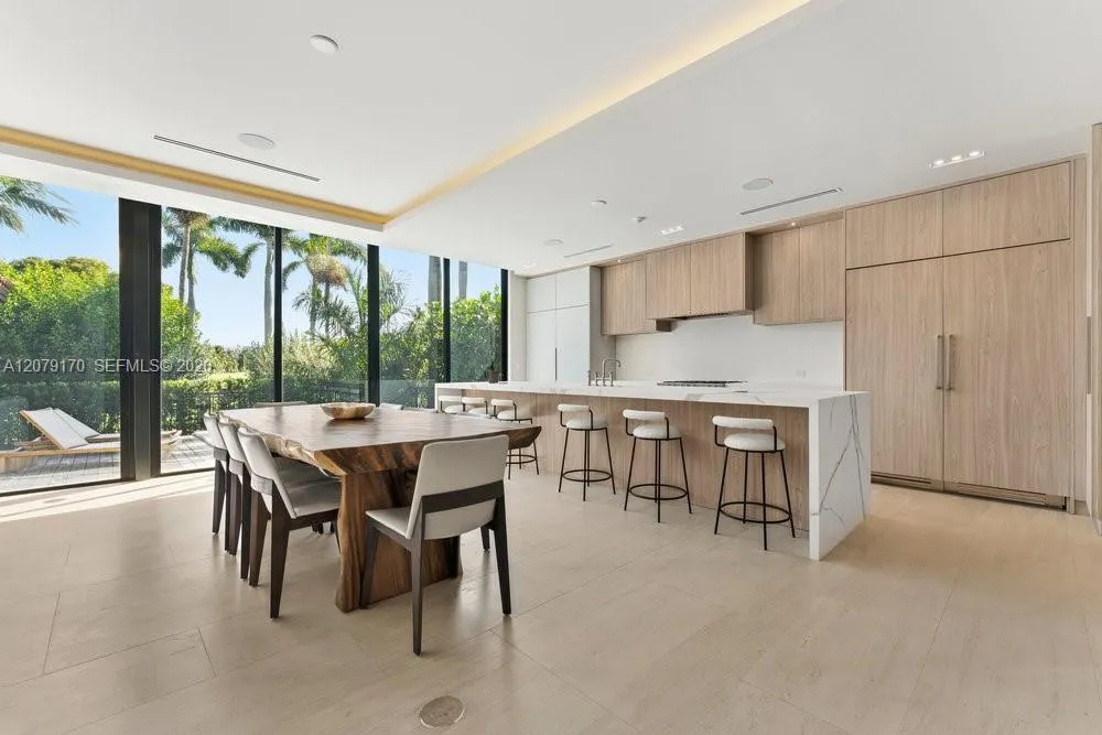 5831 Alton Rd Miami Beach, FL 33140