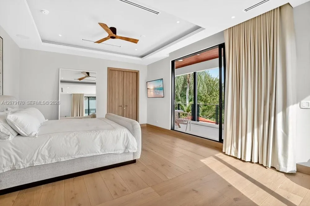 5831 Alton Rd Miami Beach, FL 33140