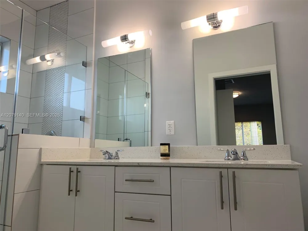 803 E 28th St #803 Hialeah, FL 33013