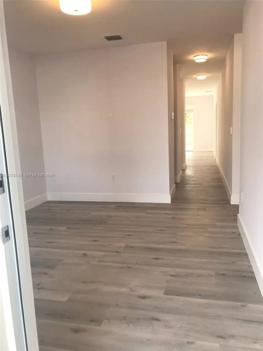 803 E 28th St #803 Hialeah, FL 33013