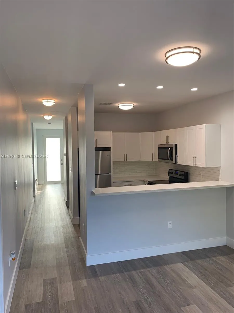 803 E 28th St #803 Hialeah, FL 33013