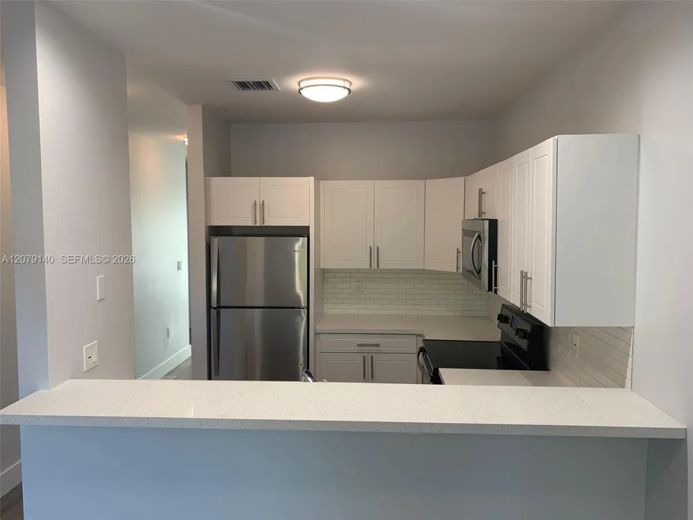 803 E 28th St #803 Hialeah, FL 33013