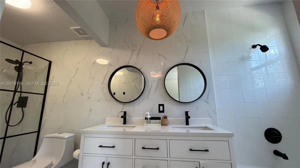 11034 NW 43rd Ter #11034 Doral, FL 33178