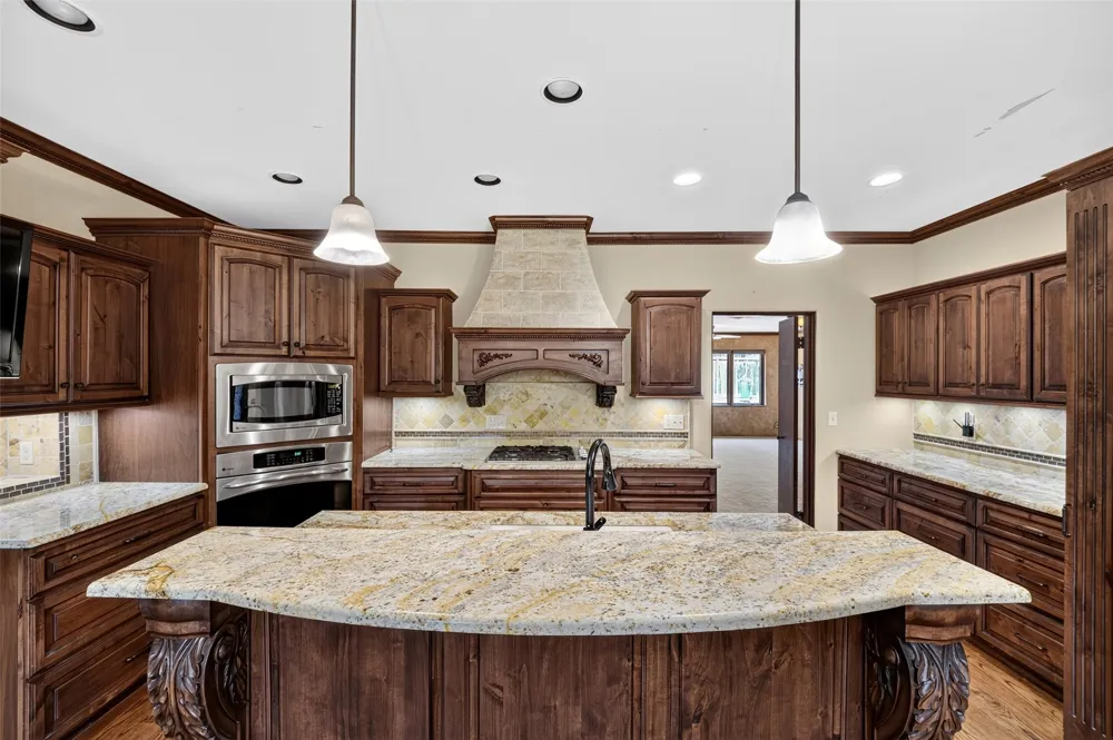 1910 Hillcrest Drive Bartlesville, OK 74003