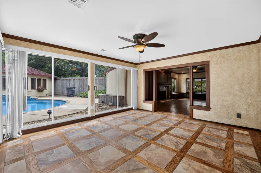1910 Hillcrest Drive Bartlesville, OK 74003