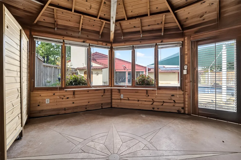 1910 Hillcrest Drive Bartlesville, OK 74003