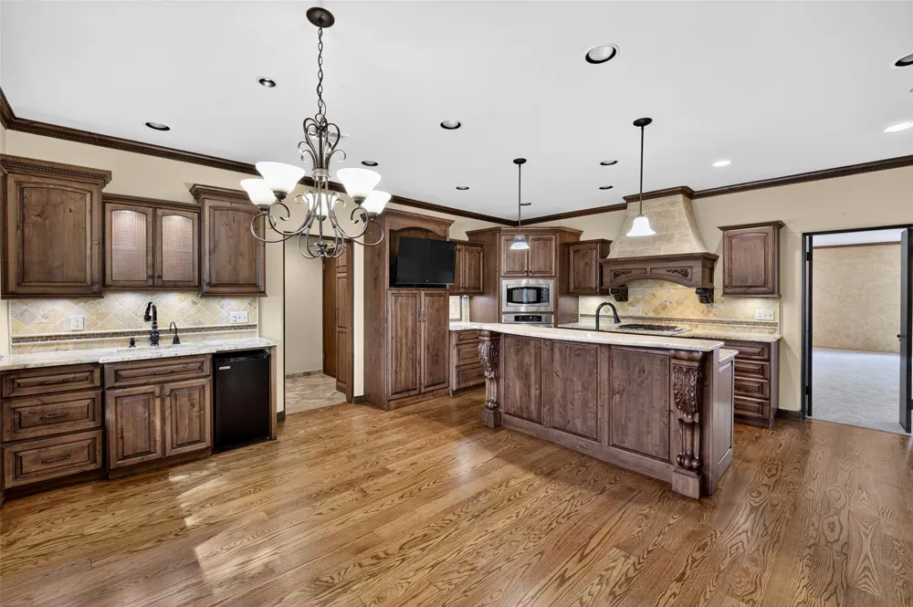 1910 Hillcrest Drive Bartlesville, OK 74003