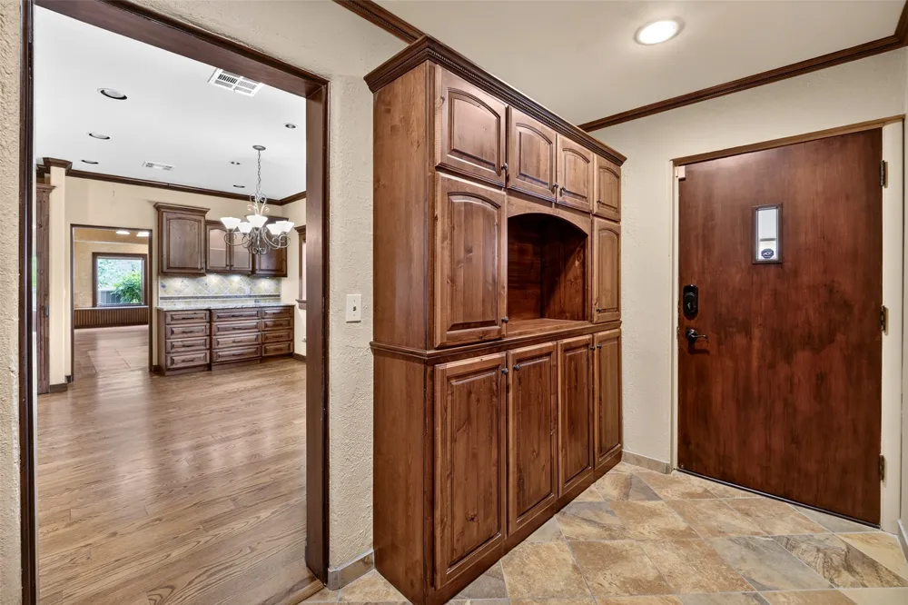 1910 Hillcrest Drive Bartlesville, OK 74003