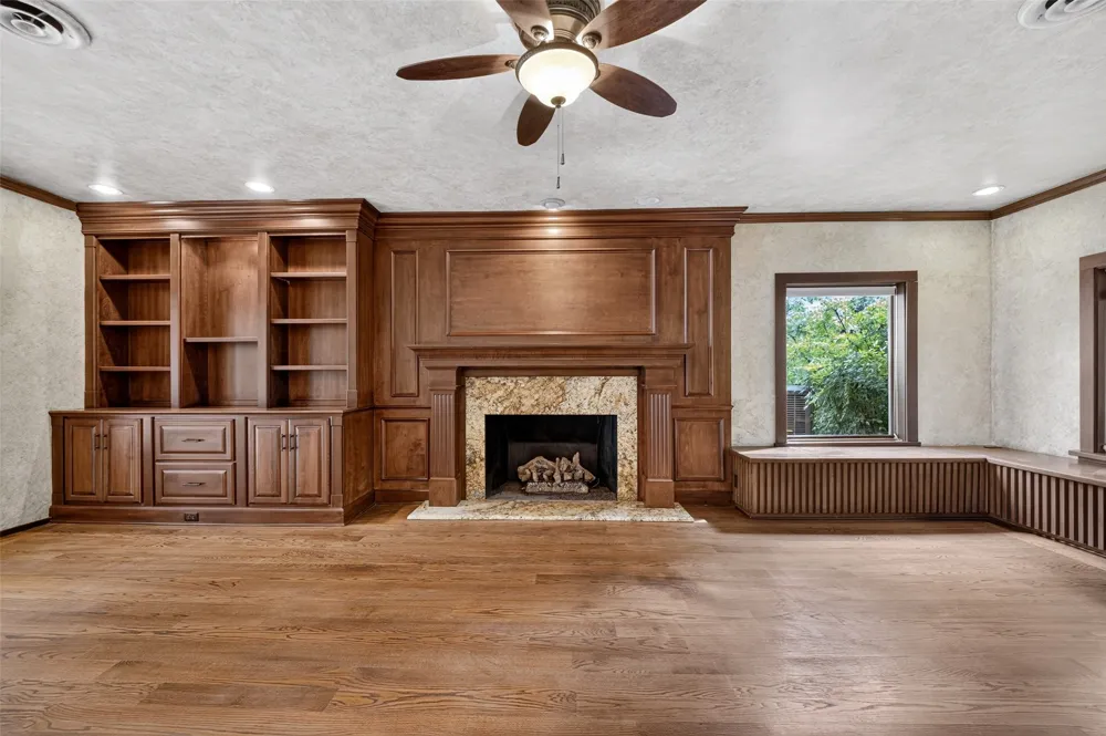 1910 Hillcrest Drive Bartlesville, OK 74003
