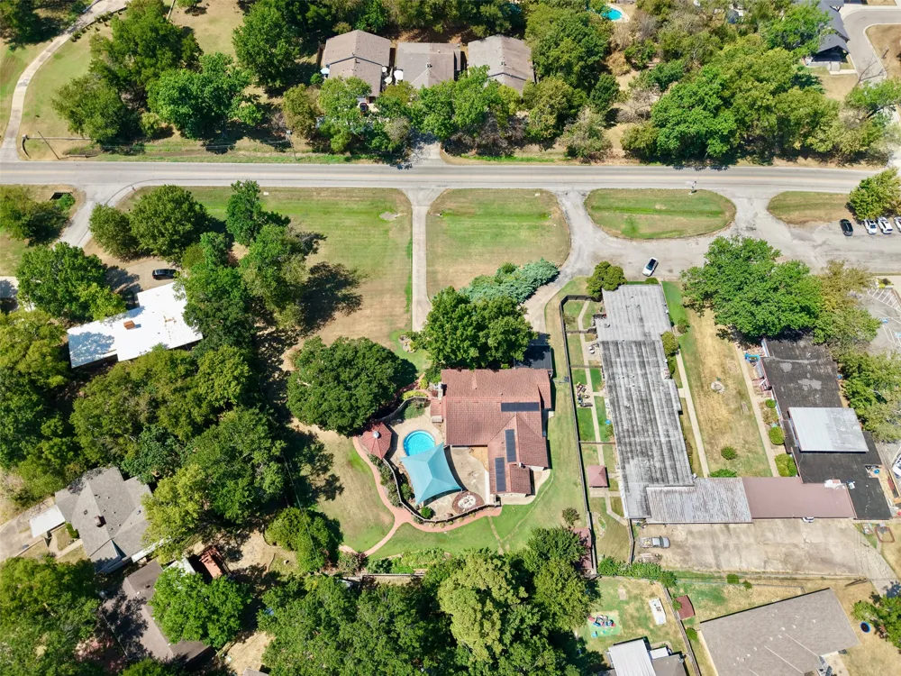 1910 Hillcrest Drive Bartlesville, OK 74003
