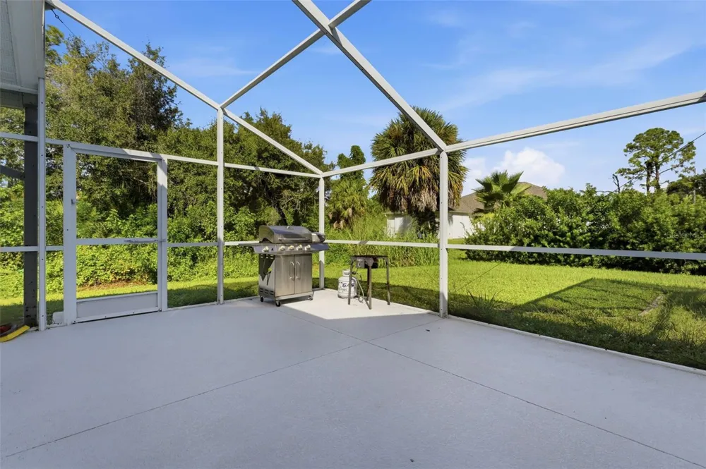 4543 OAKLEY ROAD North Port, FL 34288