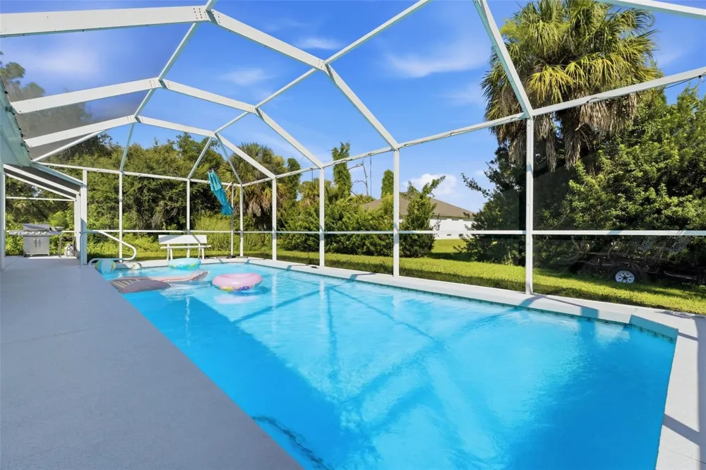 4543 OAKLEY ROAD North Port, FL 34288