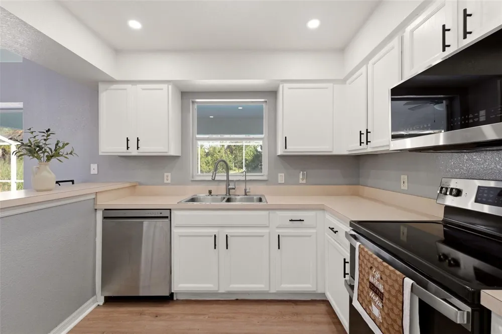 4543 OAKLEY ROAD North Port, FL 34288