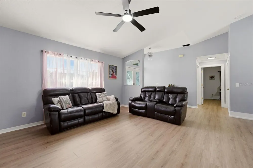4543 OAKLEY ROAD North Port, FL 34288