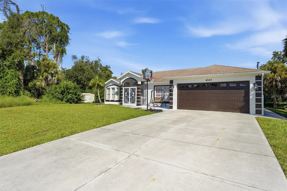 4543 OAKLEY ROAD North Port, FL 34288