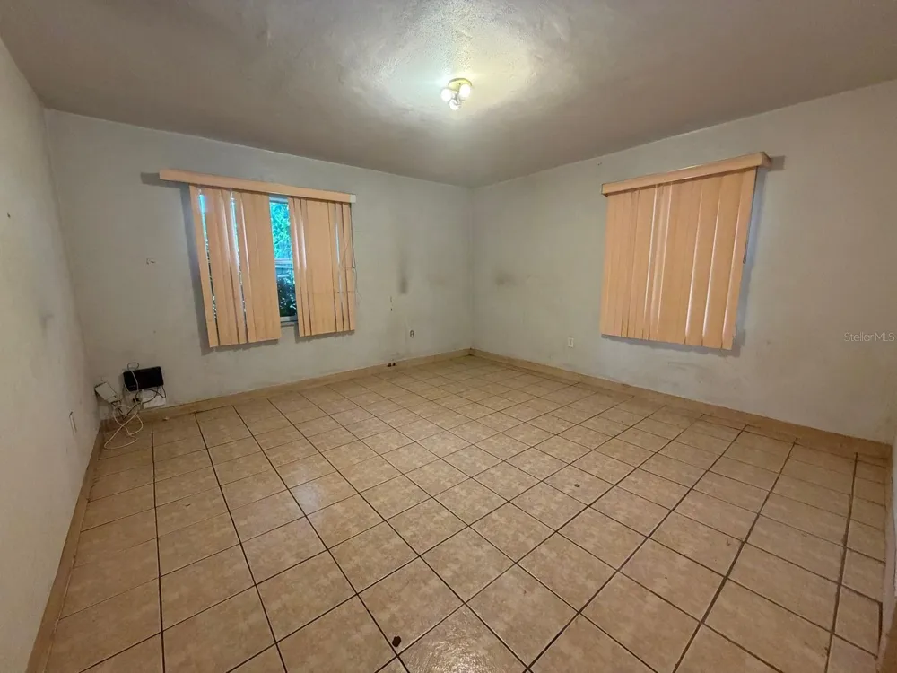 3801 E OSBORNE AVENUE Tampa, FL 33610