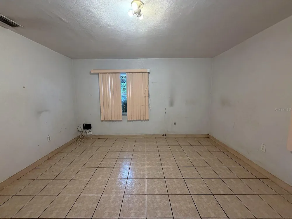 3801 E OSBORNE AVENUE Tampa, FL 33610